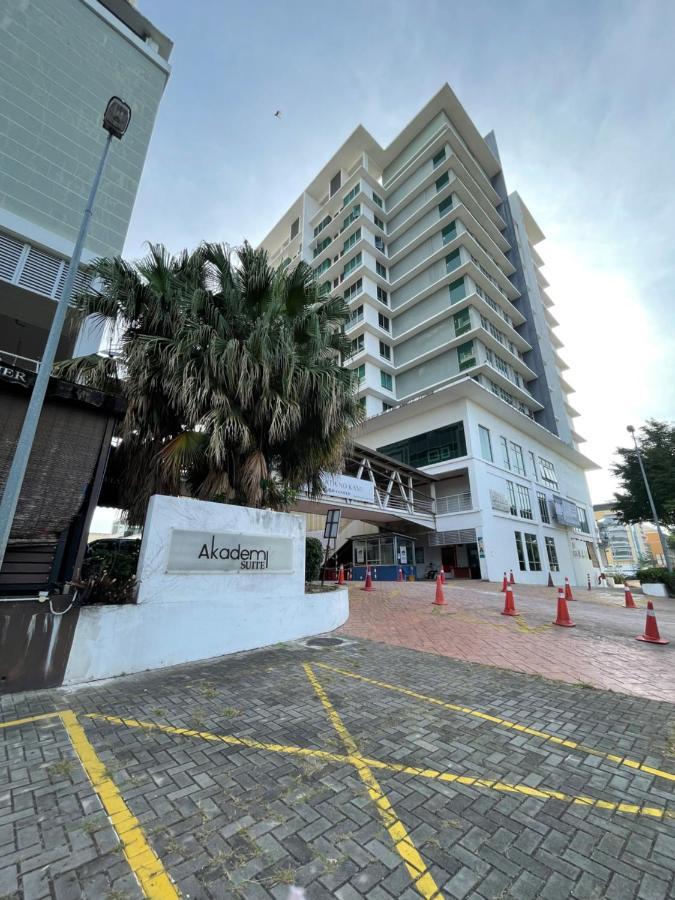 Akademik Suite Mount Austin Johor Bahru Exteriör bild